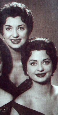 Foto de The DeCastro Sisters