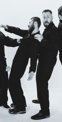 Foto de Black Bell Tone