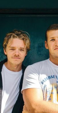 Foto de Sons Of The East