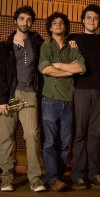 Foto de Pitanga em Pé de Amora