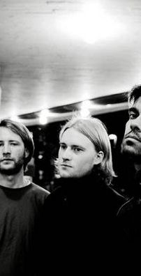 Foto de Fire On Dawson