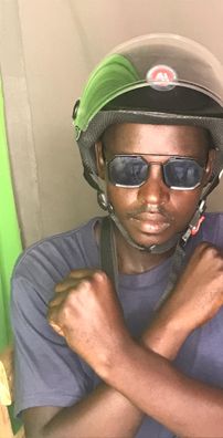 Foto de Toni G Complace