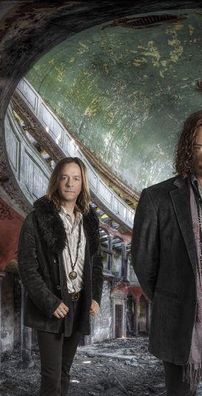 Foto de Heaven & Earth