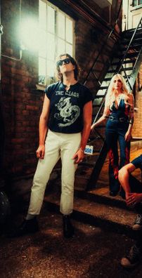 Foto de James And The Cold Gun