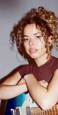Foto de Nilüfer Yanya