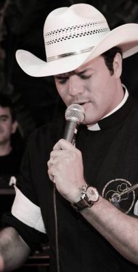 Foto de Padre Alessandro Campos