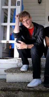 Foto de Cut Off Your Hands