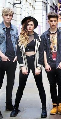 Foto de Only The Young