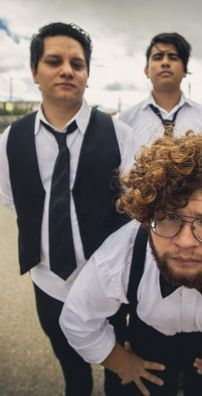 Foto de Let's Go To The Paradise