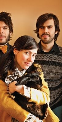 Foto de Elizabeth And The Catapult