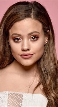 Foto de Sarah Jeffery