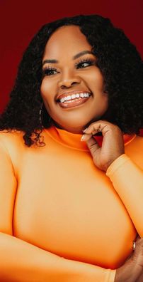 Foto de Tasha Cobbs Leonard