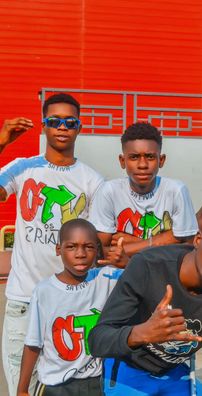 Foto de Os Criativos & Canastra Com Um Pé