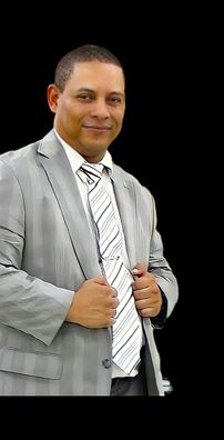 Foto de Cantor Edilton Santana