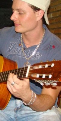 Foto de Grupo Tenkitê