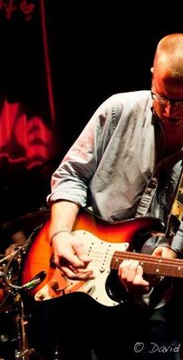 Foto de Bronze Radio Return