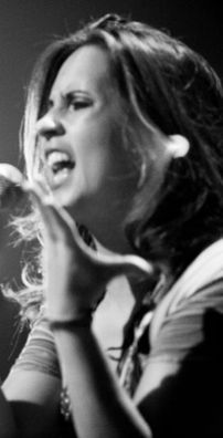 Foto de Estrela Leminski e Téo Ruiz