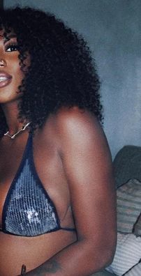 Foto de Aya Nakamura