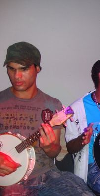 Foto de Grupo Assim Que Se Faz