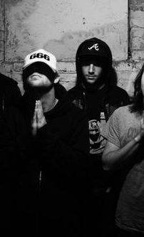 Foto de A Girl A Gun A Ghost