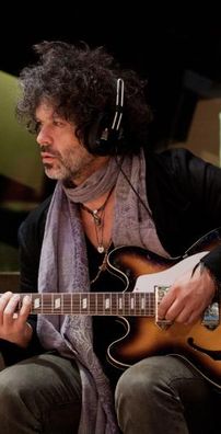 Foto de Doyle Bramhall