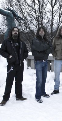 Foto de Tank (Heavy Metal)