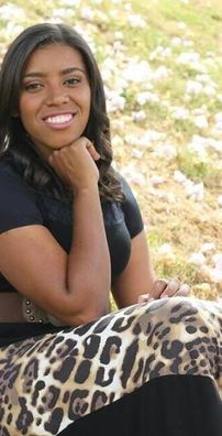 Foto de Cantora Gislaine Lilian