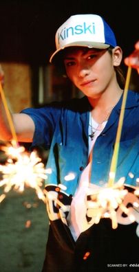 Foto de Lead (J-pop)