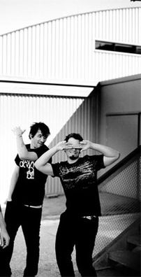 Foto de 3 Feet Smaller