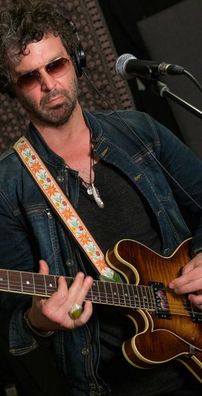 Foto de Doyle Bramhall