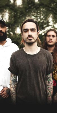 Foto de Like Moths To Flames