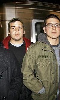 Foto de Ascend The Hill