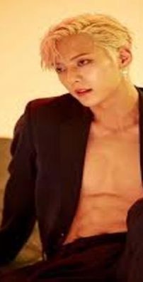 Foto de LEE MINHYUK (HUTA) 