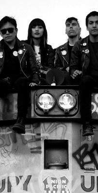 Foto de Generación Suicida