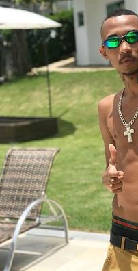 Foto de MC L da Vinte