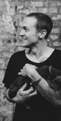 Foto de A Blaze of Feather