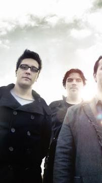 Foto de Breaking Orbit