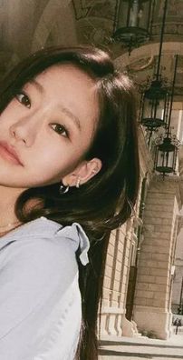 Foto de JULIE (KISS OF LIFE)