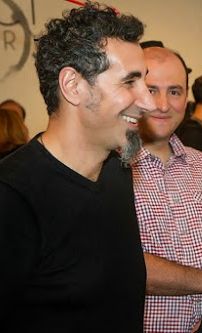 Foto de Khatchadour Tankian