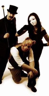 Foto de White Collar Sideshow