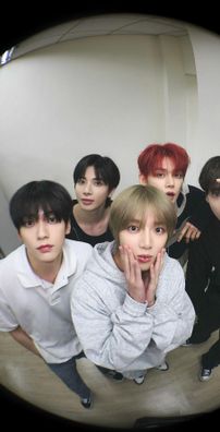 Foto de TOMORROW X TOGETHER (TXT)