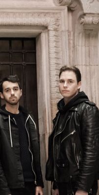 Foto de COUNTERFEIT.