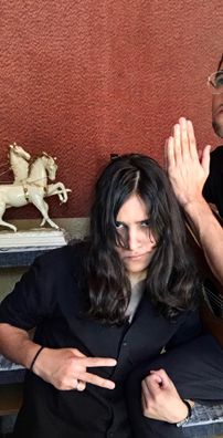 Foto de Crowned Natives