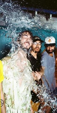 Foto de Mustard Service