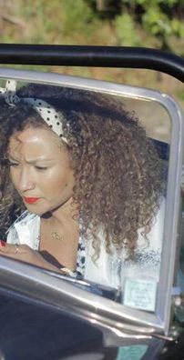 Foto de O-Bee (Omer Bhatti)