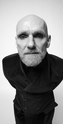 Foto de A Permanent Shadow