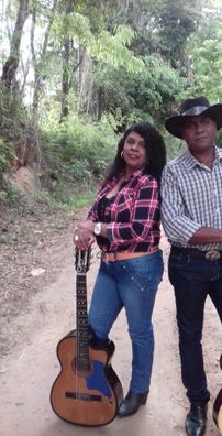 Foto de Adrianny e Marques