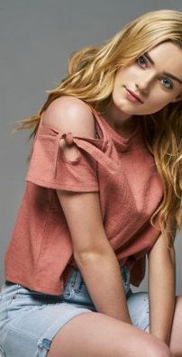Foto de Meg Donnelly