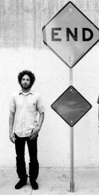 Foto de One Day As A Lion