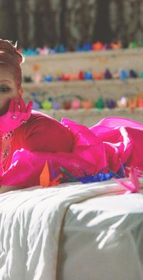 Foto de Swan (PURPLE KISS)